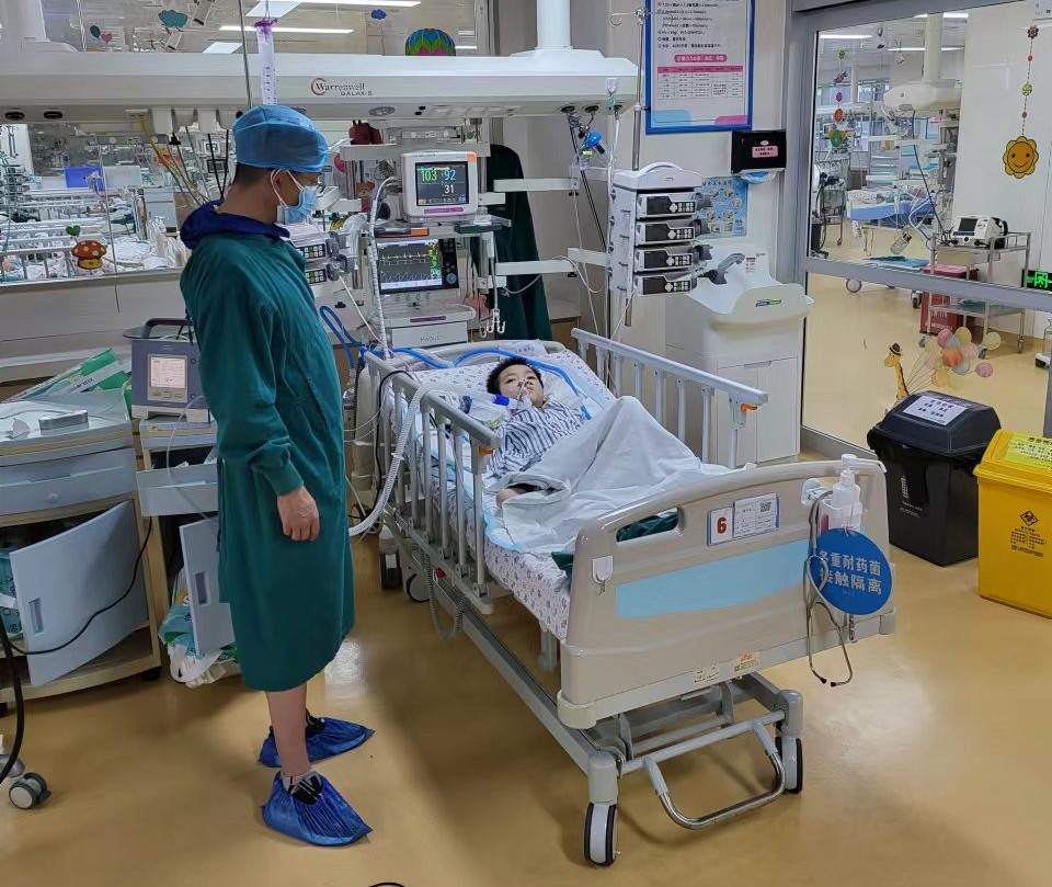 五河县跨省救护车出租公司